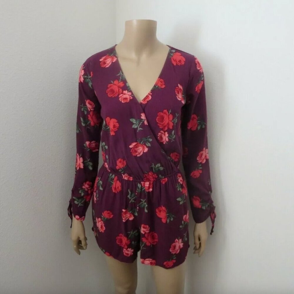 NWT Hollister Womens Floral Romper Size XS Burgundy Long Sleeves